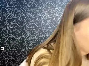 shalonjoosten — GOAL: Send a kiss [14 tokens remaining] Welcome to my room! #18 #new #teen #shy #bigboobs