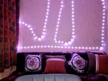 sharlalaskin — GOAL: air kiss [24 tokens remaining] Welcome to my room! #shy #new #milf #natural #Daddy