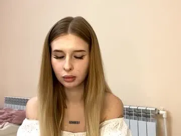 shelapeake — Goal: big smileI am #new here and your support is very important to me! to you! ^^ #teen #18 #blonde #shy [7 tokens remaining]