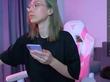 shy_or_horny — Me,oil,Spray bottle goal: oil show  #anal #braces #feet #teen #cum [1111 tokens remaining]