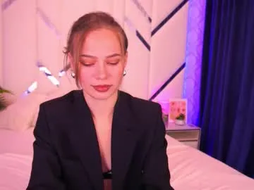 shyysiren — make me naked? i'm in your hands  [1108 tokens remaining]