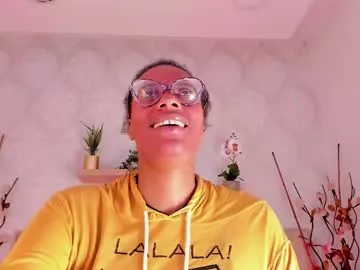 simona_brooke — Remover panty with sexy dance [19 tokens left] #ebony #hairy #milf #bigass # #squirt