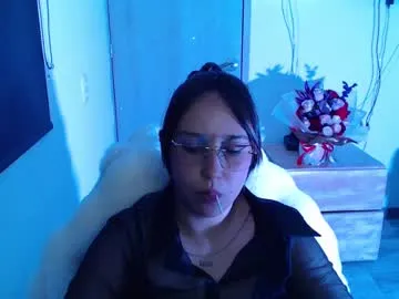 skarlet_adams — Lovense Lush on -  PVT OPEN / CUM / LUSH / OIL SHOW / NAKE - Goal: TOPLESS [75 tokens left] #lovense #latina #oil #natural #submissive