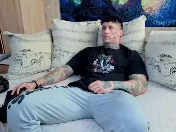 skirlingod — HI there)you can make me hard? - Goal: Make my cock hard [188 tokens left] #cum #tattoo #muscle #new