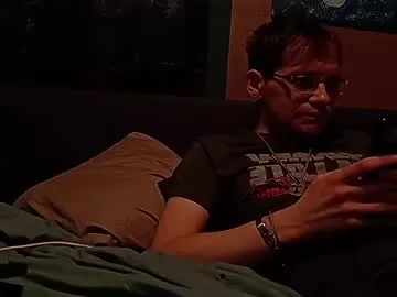 smalltownboi4u — Freechat on Chaturbate