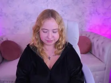smilingladyy — new here)make me like this place...how you doing guys? #new #blond #cute #Ukraine [81 tokens remaining]