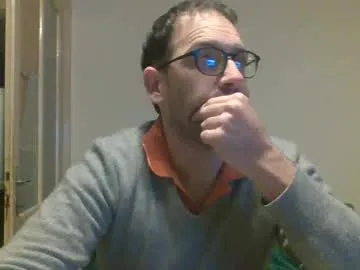 smokered100s — help me to #smoke hard, #smoking #master need tip #daddy [50 tokens left] #smoker #master #marlboro