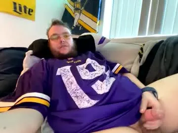 sodapop189 — GOAL: Cum [99 tokens remaining] Welcome to my room! #cum #smallcock #chubby #bi #funny