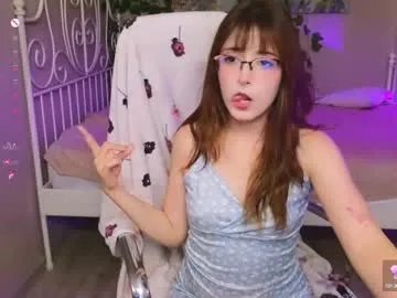 soffitoffi — GOAL: zoom on breast [30 tokens remaining] Welcome to my room! #shy #smalltits #glasses #new #teen