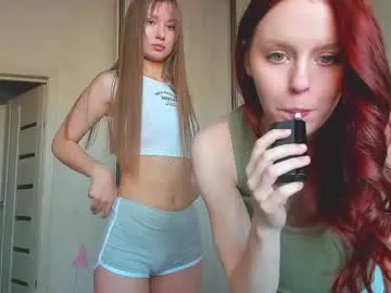 sofia_flowers — play with tits under shirt [300 tokens left] #18 #fit #blonde #lesbian  #young