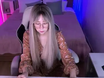 sofiisun — suck a finger looking into the camera [35 tokens left] Welcome to my room! Shall we get acquainted?) I'm new here) #18 #new #smalltits #shy #feet
