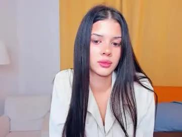 softlyy_bold — show my outfit #shy #teen #new #young #18 [5 tokens remaining]