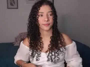 sophi_baby — show  squirt [999 tokens remaining]