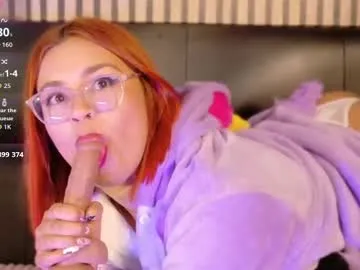 sophie_new25 — GOAL: hello sophie [32 tokens remaining] Welcome to my room! #ass #squirt #shorthair #anal #lovense