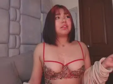 sophievv — GOAL: cream on tits [40 tokens remaining]  i