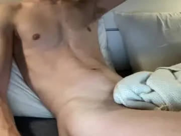 soulmisterx — CUM after 1 week without CUMMING #twink #slim #findom #18 #new [2044 tokens remaining]