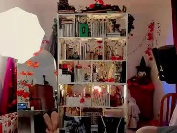 sova_energy — GOAL:   kiss, kiss, kiss [493 tokens remaining] pvt is open #bdsm #lesbian #feet #saliva #couple