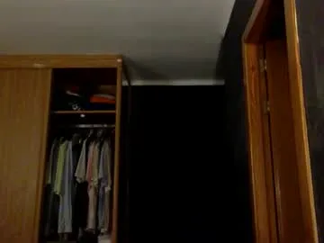 spanish__bear — Freechat on Chaturbate