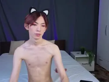 star_madison — Hi guys.Welcome to my room!  // GOAL: Playing with the body [209 tokens left] #new #18 #asian #cut #femboy