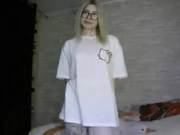 starremick — FIRST TIME WITH LUSH! Goal:pull down my panties :)! -Hello everyone I'm Katiie would be glad to meet you and have a good time^^ #shy #skinny #18 #blonde #new [60 tokens remaining]
