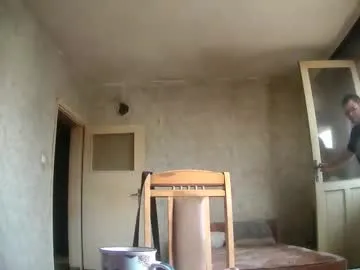 stefan90pt — Welcome to my room! - Goal: cum st goal [999 tokens left] #ass #cock #naked #smoke #cum