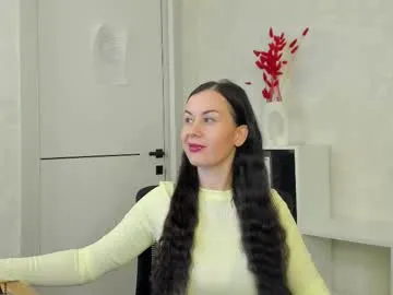 stella_leonn — Hi Stella! [12 tokens left] Hello everyone, my name is Stella  and I want to know each of you, today is my 6 stream! Wish good luck! #mature #bigtits #milf #bigass #new