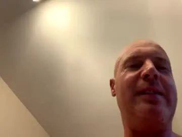 stoodley22 — Freechat on Chaturbate