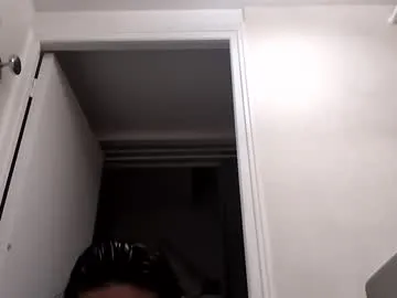 strawberry_taste — Freechat on Chaturbate