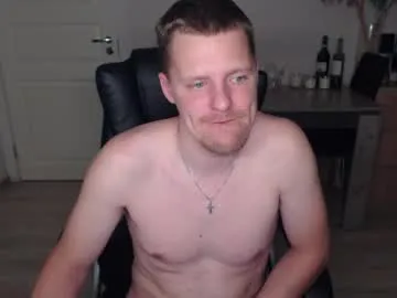 strong_guy_xxx — Freechat on Chaturbate