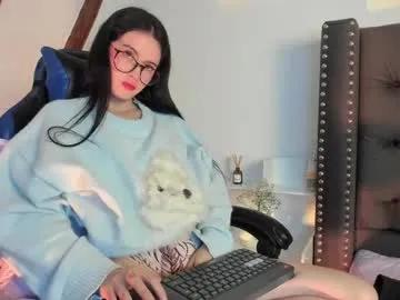 sttrawberry — GOAL: Sexy Dance [40 tokens remaining] Welcome to my room! #new #latina #teen #young #18