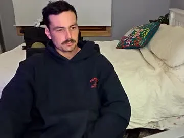 stupid_fellow — Freechat on Chaturbate