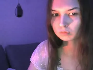 sugarrbell — show outfit [198 tokens left]