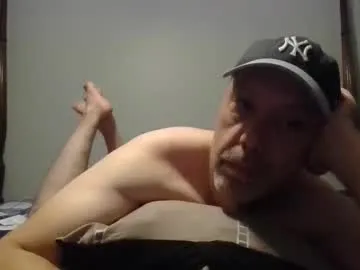 sullydog48 — make me cum i'm always horny :-) :-) [400 tokens remaining] #chubby #hairy #new #bigcock #new