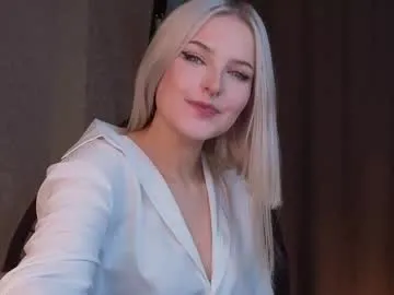 sunshinegirlx — Goal - Cute face teasing close-up | I'm Alice thumb me up please and lets have fun ! #new #18 #lovense #blonde #natural [21 tokens remaining]