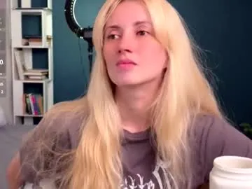 super_peach_stream — Goal 3: oil On ass & oil full body  #ahegao face #new #skinny #milf   #daddy  #new # #skinny  #twerk [3998 tokens remaining]