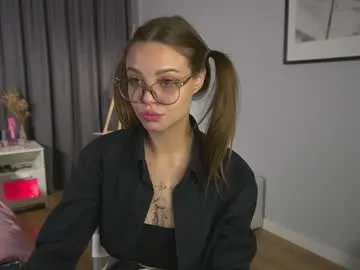 sureprise — Goal: stand up n spin around?) Hi, I'm Emmy. I'm open to #new experiences, but I'm not #shy. I have about #18 #tattoo on my #natural body [14 tokens remaining]
