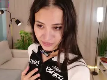 swa1_lee — GOAL: Remove my bra [20 tokens remaining] I'm very nervous here, I want to have a lot of fun, I like to get vibrations that make my legs shake<3 #young #smalltits #18 #skinny #new