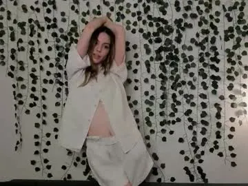 sweet_and_flirt — My first day here ^^ Goal: Air kiss #new #18 #teen #shy #natural [4 tokens remaining]