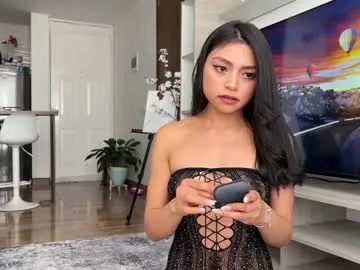sweet_littleee — show titts  [404 tokens left] #latina #18  #anal #cum #asian