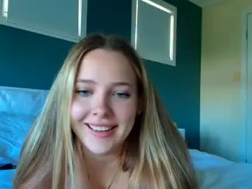 sweetlikedolly — Goal: hair bra!!! hehe lets get naughty #new #newgirl #aussie #18 [771 tokens remaining]