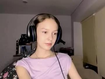 temekavicknair — Goal: Show my neck close up .  Hey Im #shy 18 yo student from Moldova  Name is Tammy   Im #new  here  #teen #blonde [0 tokens remaining]