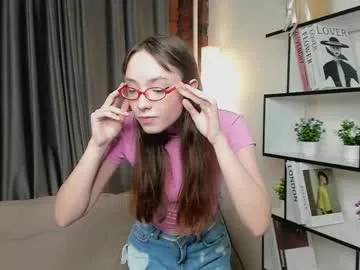 tendermuse — Goal: Eyes contact close to the camera #18 #new #teen #skinny #young [34 tokens remaining]