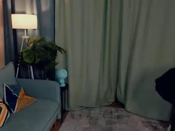 tessiekhanponaphan — Goal: If you like my Halloween dress | I'm Cindy  and HALLOWEEN here, I'm #18 and i #shy and #new here #natural #bigboobs [15 tokens remaining]