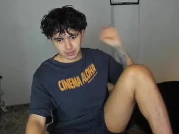 thiago_wc — SHOW CUM #bigcock #cum #young #new #hairy [998 tokens remaining]