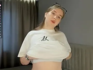 thomasenacasaliggi — Goal: -Pinch my nipples close to you-  Hello chaturbate's citizens! my name is Annie and you should to know me closer cuz i'm #new #squirt  #lovense #18 #bigass [28 tokens remaining]