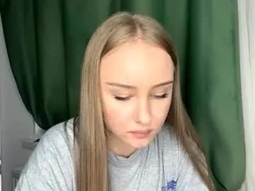 thulivermore — Hello CB! Show my face closer  #18 #new #skinny #teen #natural [0 tokens remaining]