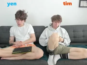 tim_milll — round number PLEASEEE and we go SLEEEP   #18 #bigcock #couple #teen #twink [0 tokens remaining]