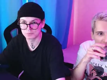 tim_stevenss — GOAL: kiss in the lips [99 tokens remaining] Welcome to my room! hi guys :77 #gay #new #bigcock #couple #18