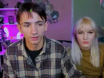 tobi_yours — GOAL: flash ass [250 tokens remaining] Welcome to my room! #naked #pvt #cum #blonde #couple
