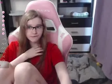 tomato_tease — Keep my T-shirt up  #natural #18 #young #teen [1000 tokens remaining]